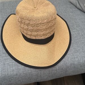 Classic Tan and Black Wide-Brimmed Sun Hat